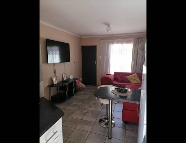 2 BEDROOM HOUSE FOR SALE IN SKY CITY